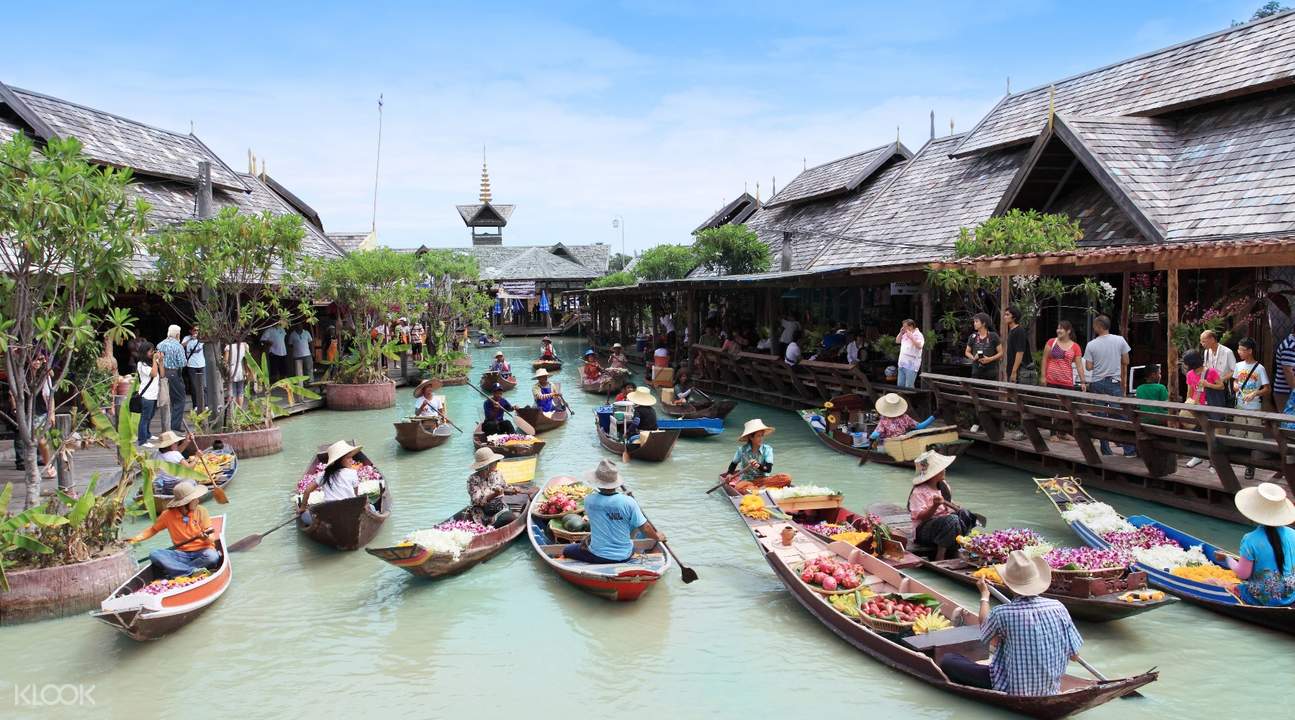 4 Rekomendasi Wisata Belanja di Thailand